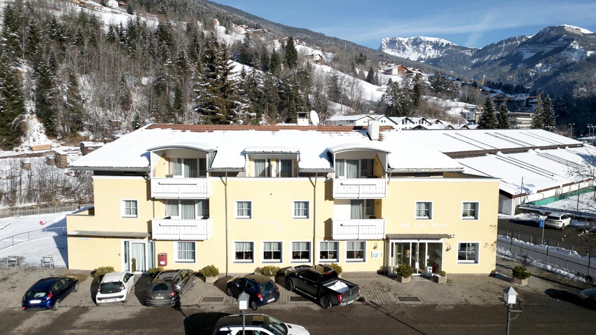 Appartmenthotel Residence Elvis Ортізеї Екстер'єр фото